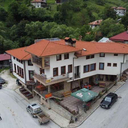 Къща За Гости Камината Trigrad Exterior foto